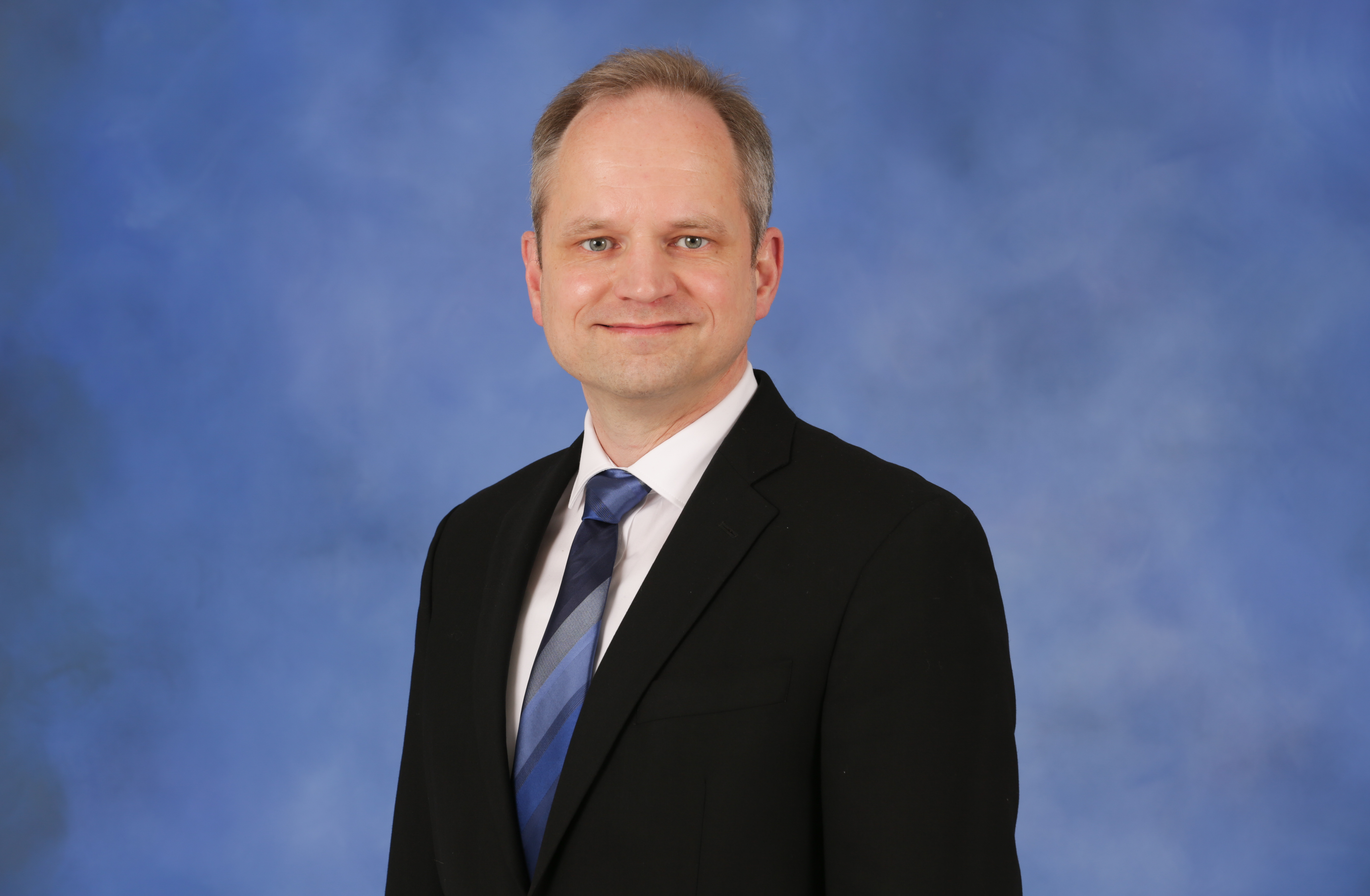 Dr. Rainer Steinwandt Joins CoS as New Dean